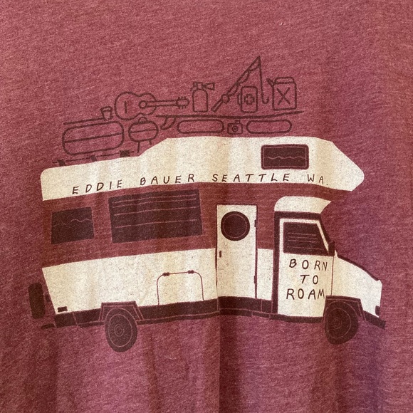 Eddie Bauer Red Short Sleeve Tee with Minimalist Graphic - Picture 2 of 3